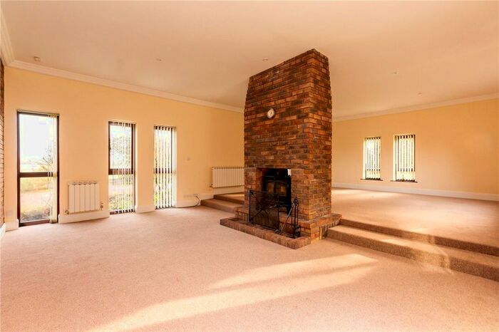 5 Bedroom Detached House To Rent In Beechwood Park, Markyate, St. Albans, AL3