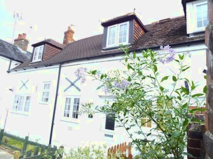 2 Bedroom Cottage To Rent In Tickford Street, Newport Pagnell, MK16