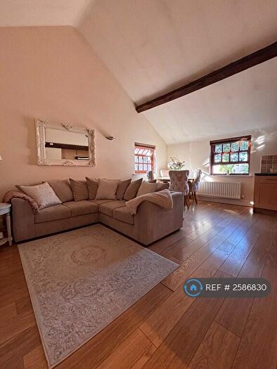 2 Bedroom Flat To Rent In Drury Lane, Rugby, CV21