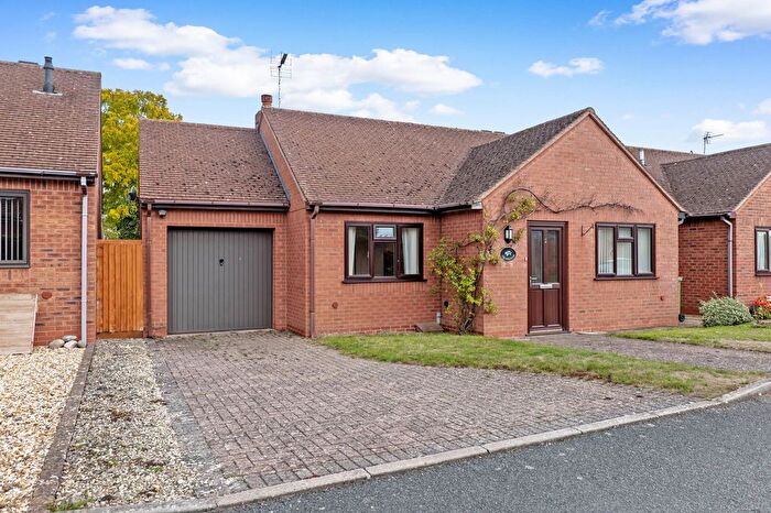 2 Bedroom Bungalow For Sale In Station Gardens, Eckington, Pershore, Worcestershire., WR10