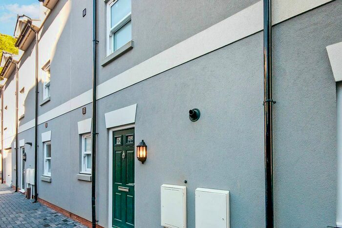 2 Bedroom Terraced House To Rent In Caves Road, St. Leonards-On-Sea, East Sussex, TN38