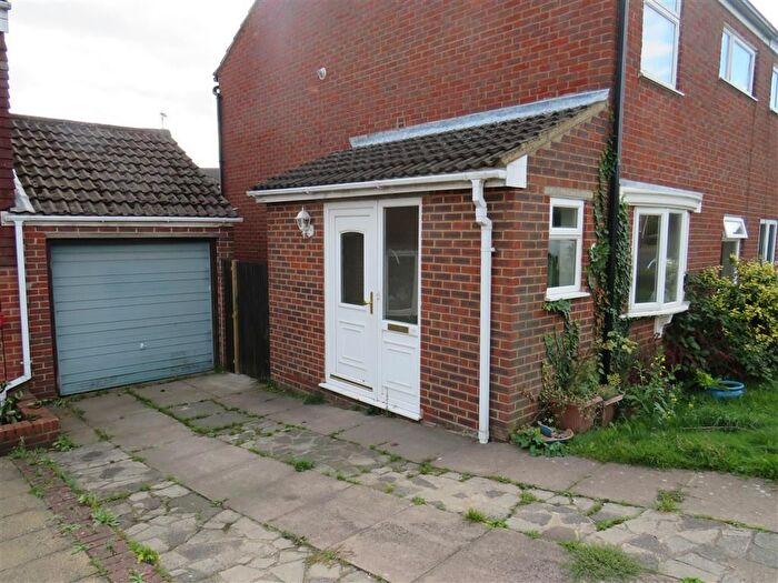 3 Bedroom Property To Rent In Cherry Garden Lane, Newport, Saffron Walden, CB11