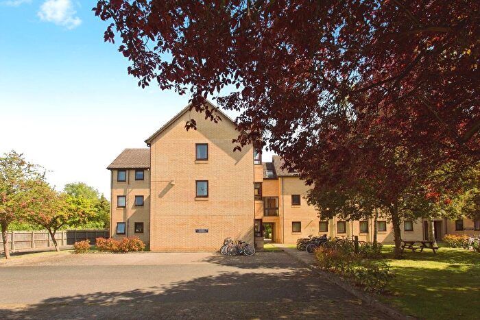 2 Bedroom Flat For Sale In St. Stephens Place, Cambridge, Cambridgeshire, CB3