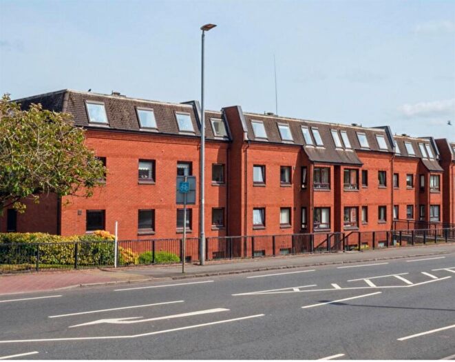 1 Bedroom Flat For Sale In Elm Court, Main Street, Milngavie, Glasgow, G62