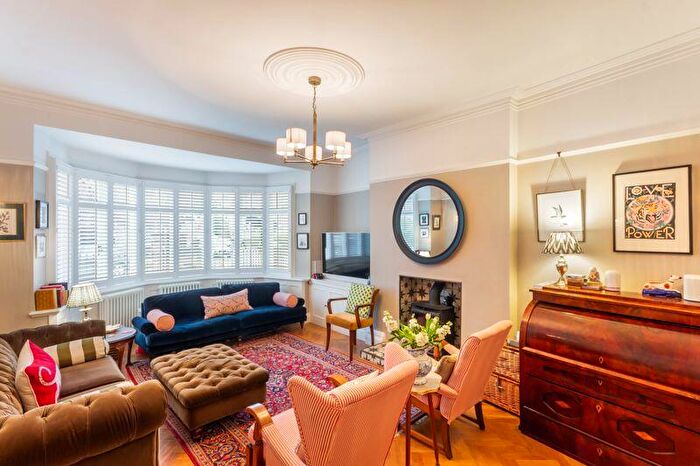6 Bedroom Terraced House For Sale In Kingsland, Jesmond, Newcastle Upon Tyne, NE2