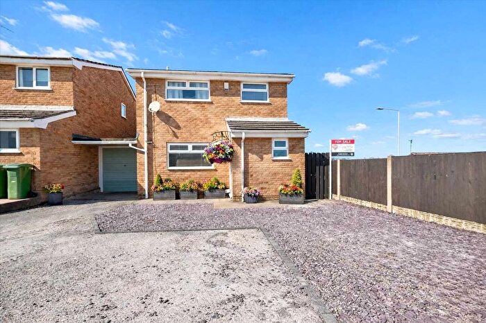 4 Bedroom Detached House For Sale In Crosby Close, Forest Town, Mansfield, NG19