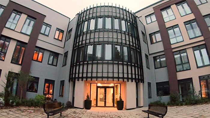 1 Bedroom Flat To Rent In Streetsbrook Road, Solihull, West Midlands, B91