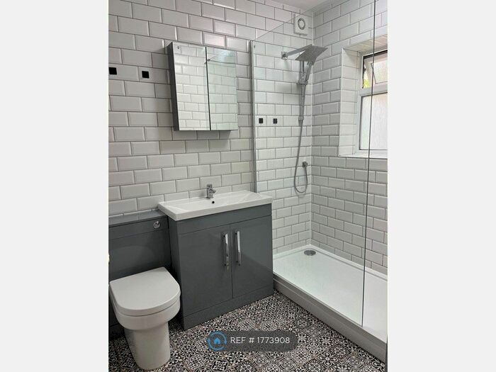 1 Bedroom Flat To Rent In Lady Mary Road, Norwich, NR1