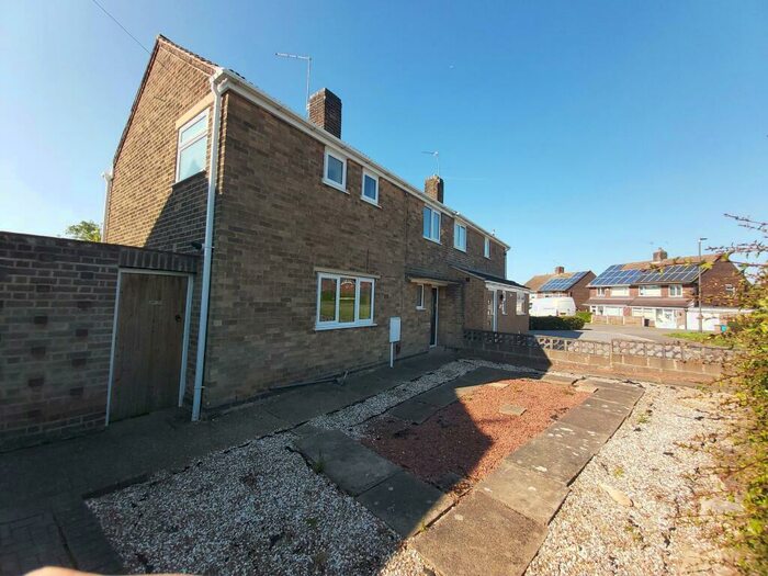 3 Bedroom Semi-Detached House To Rent In Nutbrook Crescent, Kirk Hallam, DE7