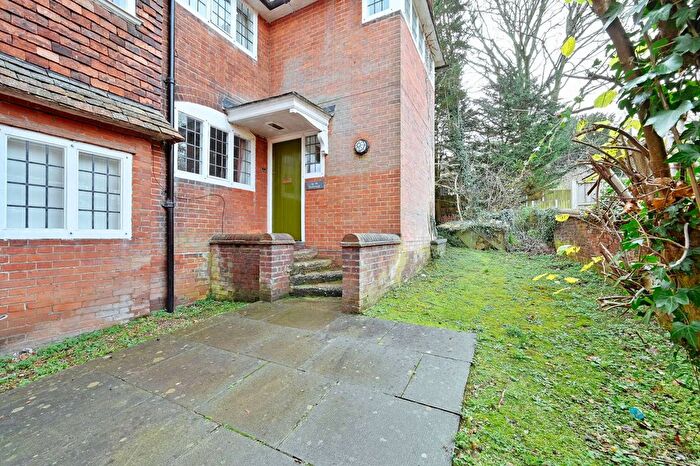 1 Bedroom Flat To Rent In Hollybanks, Hemel Hempstead, HP3