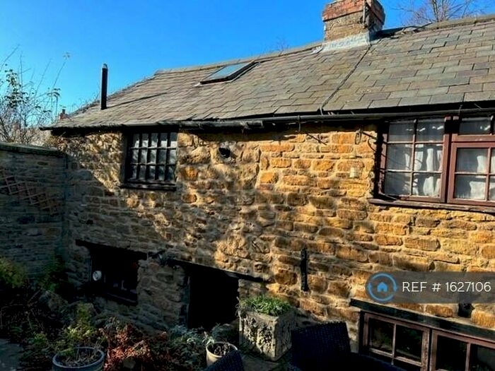 2 Bedroom Detached House To Rent In The Leys, Northampton, NN2