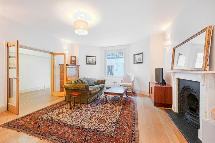 2 Bedroom Flat To Rent In Southwell Gardens, South Kensington, SW7