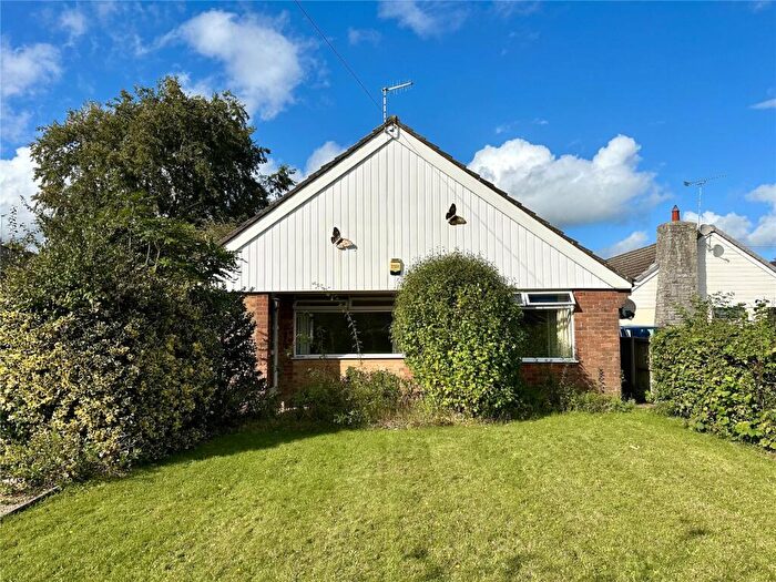 2 Bedroom Bungalow To Rent In Orchard Close, Ringwood, Hampshire, BH24