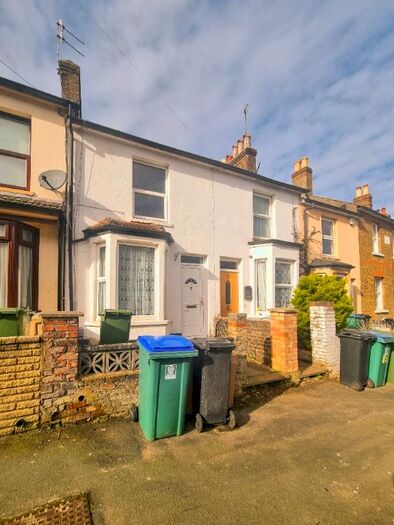 2 Bedroom Terraced House To Rent In Sutton Road, Watford, WD17