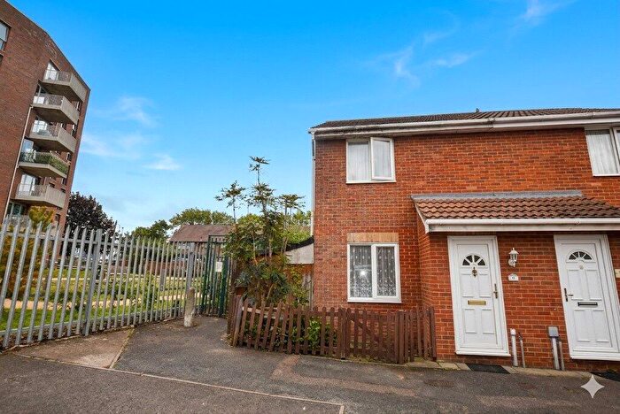 1 Bedroom End Of Terrace House To Rent In Venables Close, Dagenham, RM10