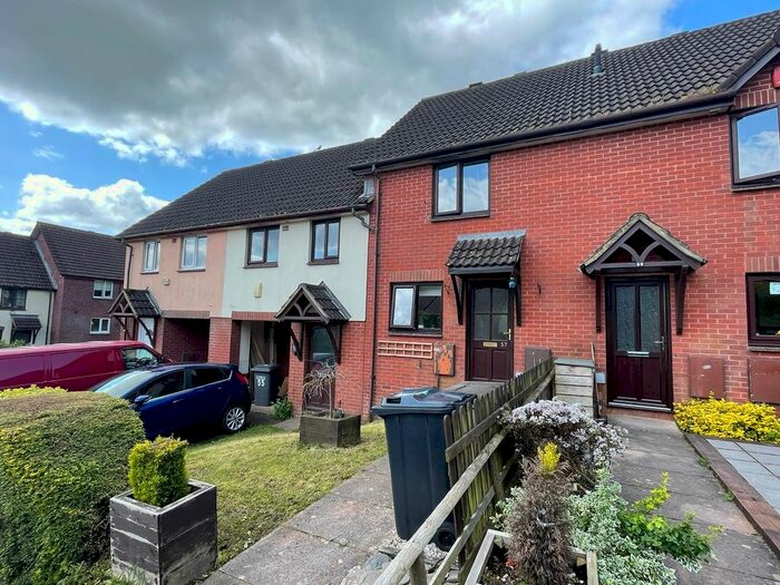 2 Bedroom Property To Rent In Heron Way, Torquay, TQ2