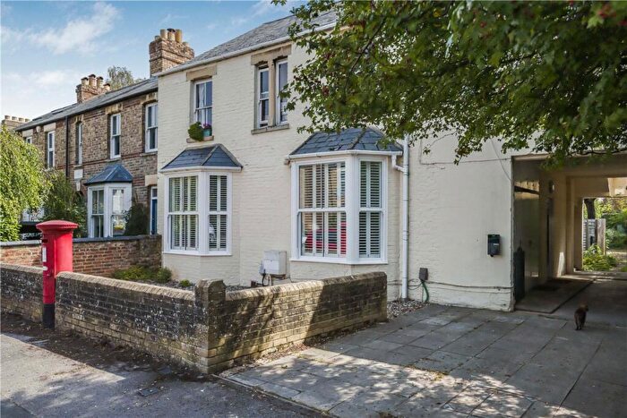 2 Bedroom Maisonette To Rent In Harpes Road, Oxford, Oxfordshire, OX2