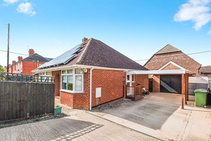 4 Bedroom Detached Bungalow For Sale In Trinder Road, Wantage, OX12