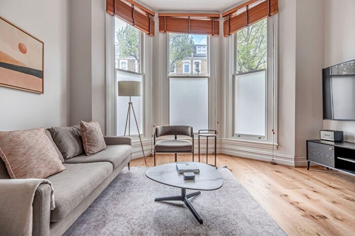 2 Bedroom Flat To Rent In City Of Westminster, W9