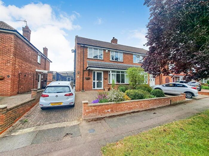 3 Bedroom Semi-Detached House For Sale In Berry Drive, Bromham, Bedford, MK43