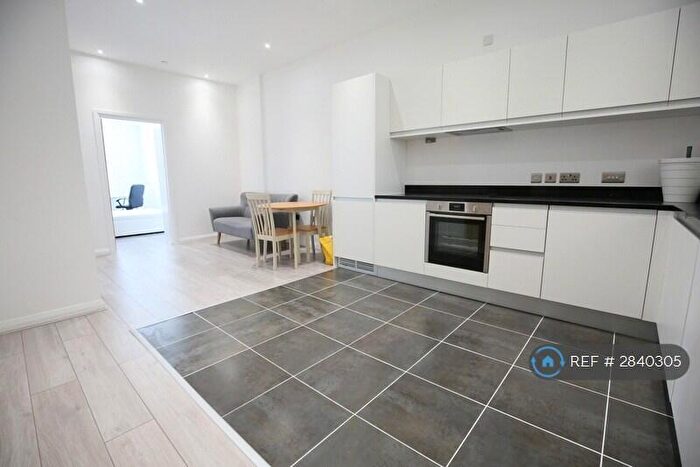 2 Bedroom Flat To Rent In The Co-Operative Building, Coventry, CV1