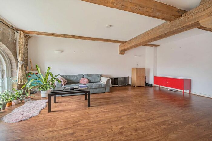 2 Bedroom Flat To Rent In Marlborough Road, Woolwich, London, SE18