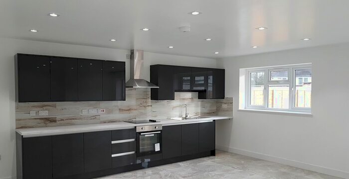 4 Bedroom Semi-Detached House To Rent In Cherry Orchard Court, Eyres Monsell, Leicester LE2