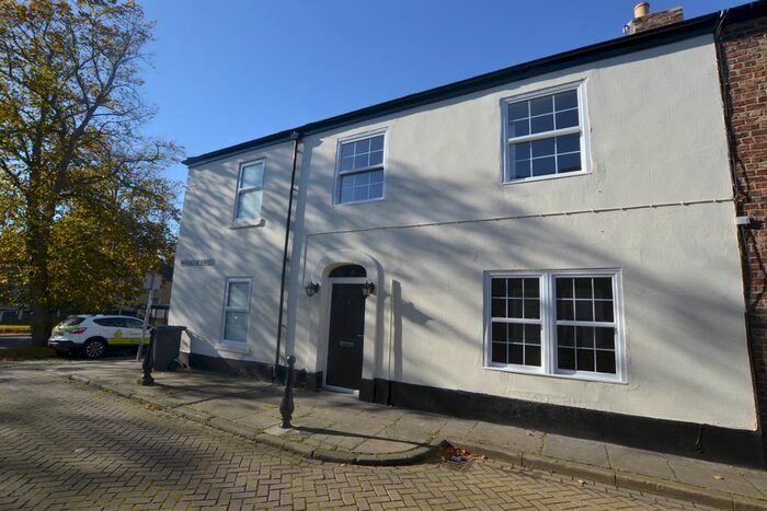 3 Bedroom End Of Terrace House To Rent In Magdalene Street, Durham, DH1