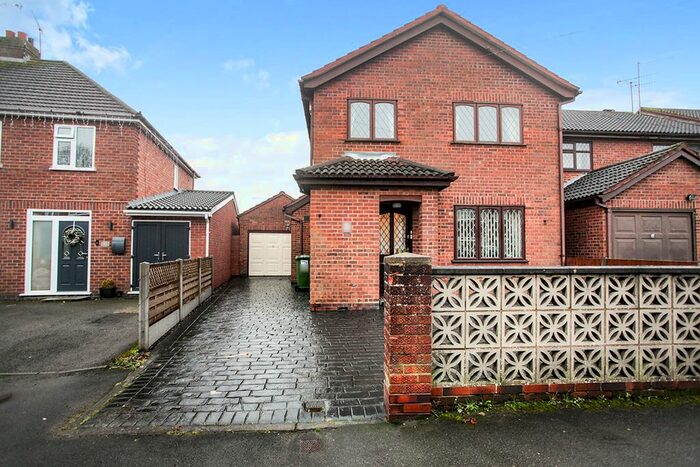 3 Bedroom Detached House To Rent In Smarts Road, Bedworth, Warwickshire, CV12