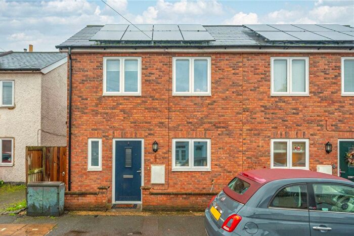 2 Bedroom Semi Detached House For Sale In Addlestone, Surrey, KT15