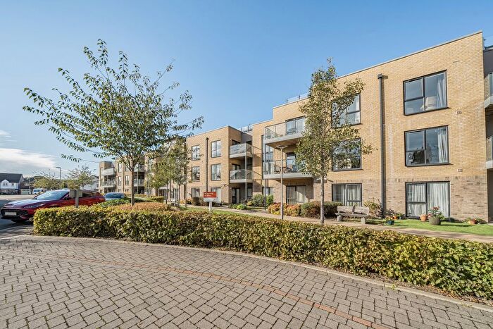 2 Bedroom Flat For Sale In St. Edmunds Way, Hauxton, CB22