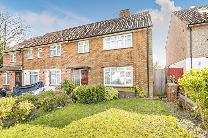 3 Bedroom Semi Detached House For Sale In Hurst Road, Bexley, DA5