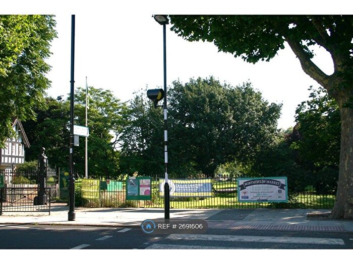 1 Bedroom Flat To Rent In Northfields, London, W13