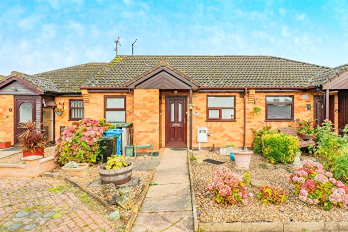 2 Bedroom Terraced Bungalow For Sale In Stadtpeine Close, Corby, NN17