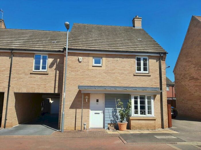 4 Bedroom Link Detached House To Rent In Chamberlain Fields, Littleport, CB6