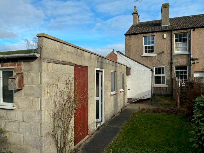 3 Bedroom Semi-Detached House To Rent In Milford Road, DE56