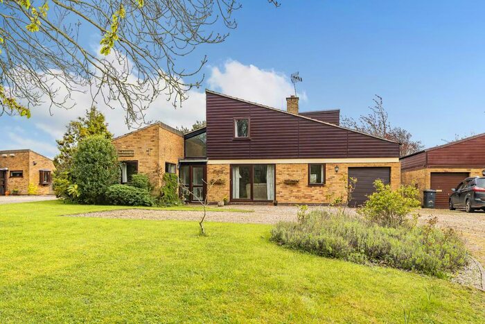 5 Bedroom Detached House For Sale In Charwelton, Daventry, NN11