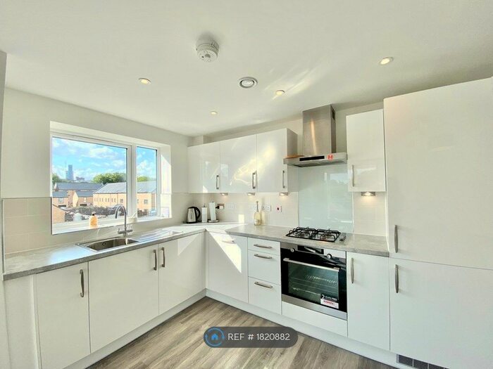 2 Bedroom Flat To Rent In Rogers House, Birmingham, B5