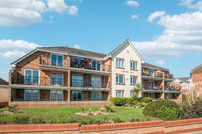 2 Bedroom Flat For Sale In Southbourne Overcliff Drive, Needles View, BH6