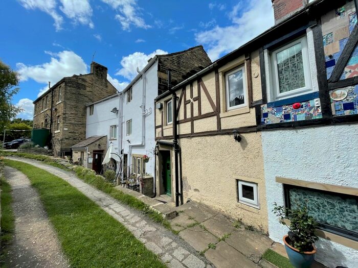 1 Bedroom Detached House To Rent In New Fold, Holmfirth, West Yorkshire, Uk, HD9