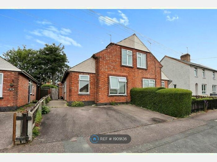 3 Bedroom Semi-Detached House To Rent In Great Arler Road, Leicester, LE2