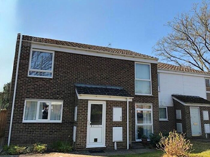 2 Bedroom Maisonette To Rent In Launceston Drive, Eastleigh, SO50
