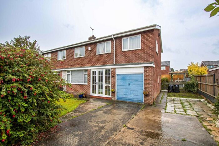 5 Bedroom Semi Detached House For Sale In Yewbank Avenue, Gilesgate, Durham, DH1