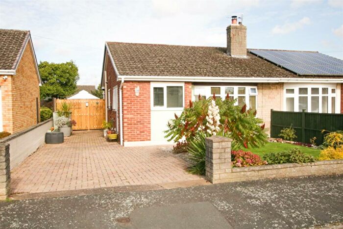 2 Bedroom Semi-Detached Bungalow For Sale In Amberley Rise, Skellow, Doncaster, DN6