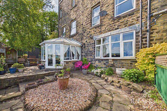 3 Bedroom Semi-Detached House For Sale In Haigh Street, Greetland, Halifax, West Yorkshire, HX4