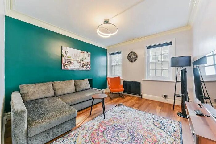 1 Bedroom Flat To Rent In Fitzrovia, London, W1W