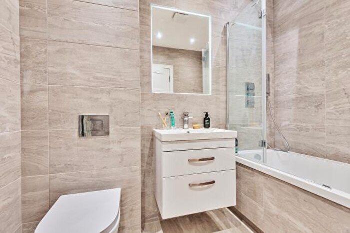 2 Bedroom Apartment To Rent In Botley, Oxford, OX2