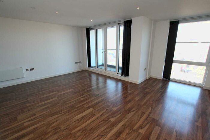 2 Bedroom Apartment To Rent In Milliners Wharf, Munday Street, M4