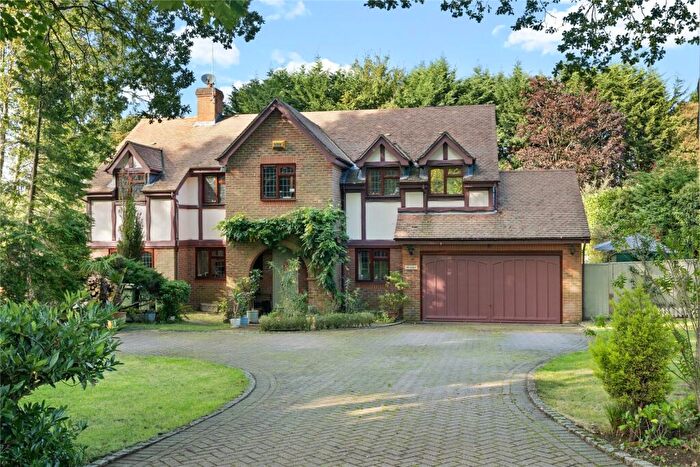 5 Bedroom Detached House For Sale In Lebanon Drive, Cobham, Surrey, KT11