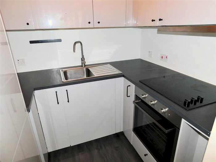 1 Bedroom Flat To Rent In Gosport Lane, Lyndhurst, Hampshire, SO43